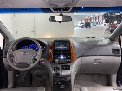 2010 Toyota Sienna XLE Limited   - Photo 15 - Mesa, AZ 85201