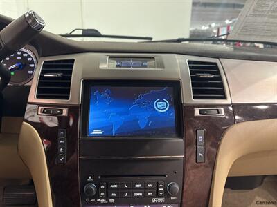 2012 Cadillac Escalade ESV Luxury   - Photo 10 - Mesa, AZ 85201