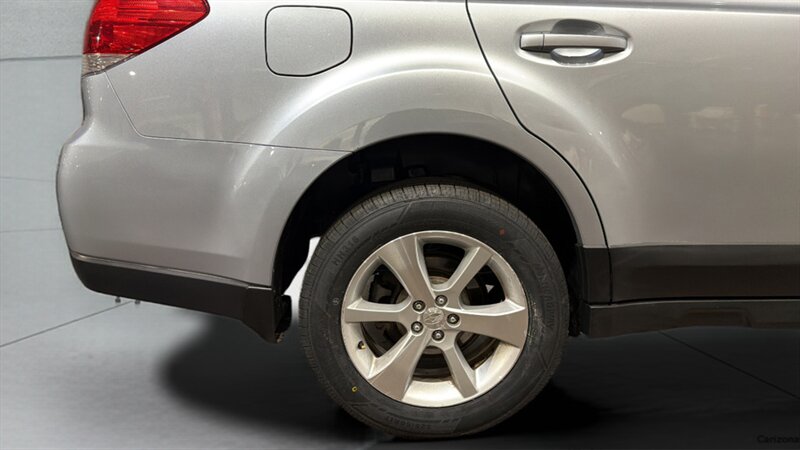 2014 Subaru Outback 2.5i Limited - Photo 35 - Mesa, AZ 85201