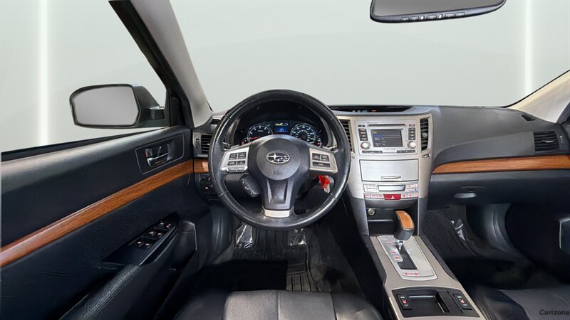 2014 Subaru Outback 2.5i Limited - Photo 16 - Mesa, AZ 85201