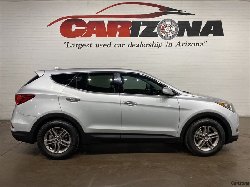 2017 Hyundai SANTA FE Sport 2.4 Base  