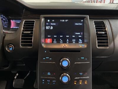 2019 Ford Flex SEL   - Photo 14 - Mesa, AZ 85201