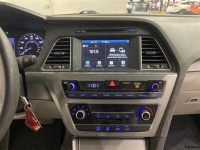 2017 Hyundai SONATA SE   - Photo 13 - Mesa, AZ 85201