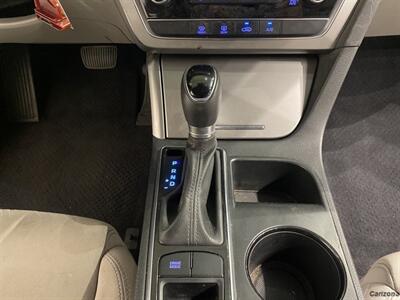 2017 Hyundai SONATA SE   - Photo 14 - Mesa, AZ 85201