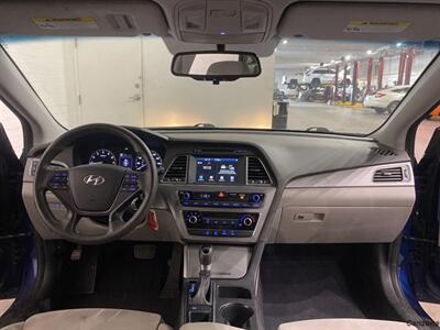 2017 Hyundai SONATA SE   - Photo 11 - Mesa, AZ 85201