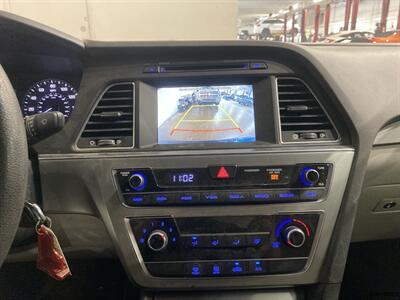 2017 Hyundai SONATA SE   - Photo 15 - Mesa, AZ 85201