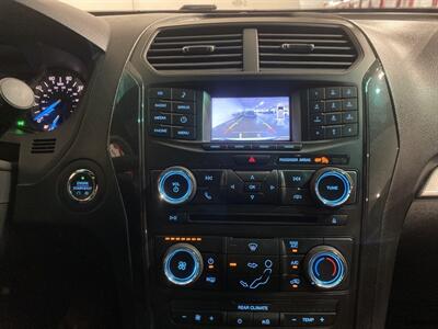 2017 Ford Explorer XLT   - Photo 16 - Mesa, AZ 85201