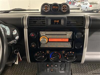 2007 Toyota FJ Cruiser   - Photo 13 - Mesa, AZ 85201