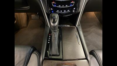 2019 Cadillac XTS Luxury   - Photo 14 - Mesa, AZ 85201