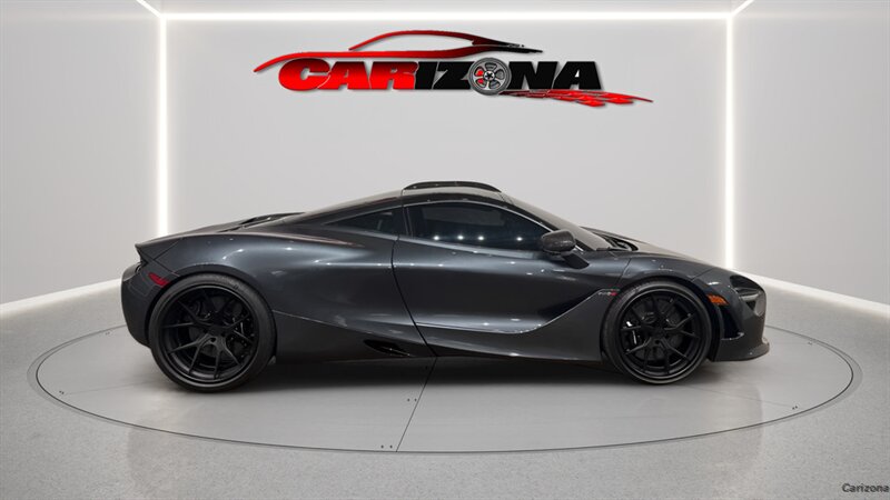 2018 McLaren 720S Base's photo