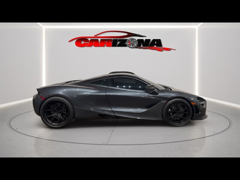 2018 McLaren 720S Base