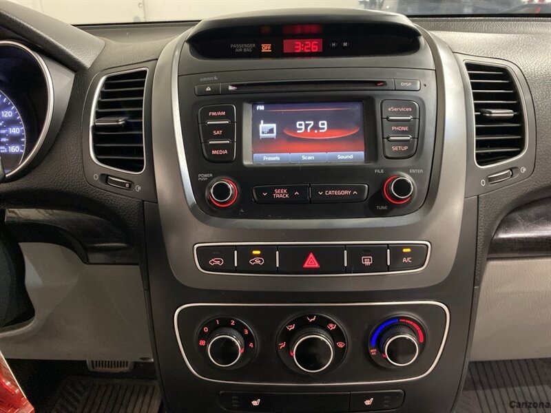 2015 Kia Sorento LX   - Photo 13 - Mesa, AZ 85201