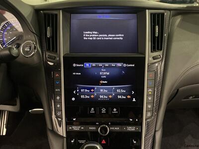 2017 INFINITI Q60 Red Sport 400   - Photo 16 - Mesa, AZ 85201