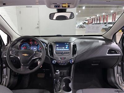 2018 Chevrolet Cruze LT   - Photo 14 - Mesa, AZ 85201