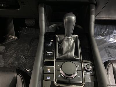 2021 Mazda Mazda3 Sedan Premium Plus   - Photo 14 - Mesa, AZ 85201