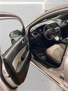 2017 Hyundai SONATA Sport 2.0T   - Photo 14 - Mesa, AZ 85201