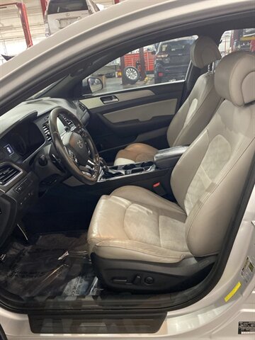 2017 Hyundai SONATA Sport 2.0T - Photo 7 - Mesa, AZ 85201