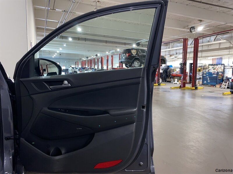 2017 Hyundai TUCSON SE Plus - Photo 12 - Mesa, AZ 85201