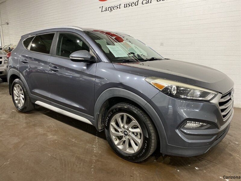 2017 Hyundai TUCSON SE Plus - Photo 2 - Mesa, AZ 85201