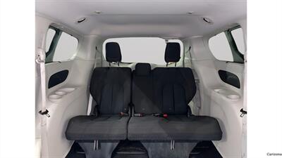 2017 Chrysler Pacifica Touring L   - Photo 11 - Mesa, AZ 85201