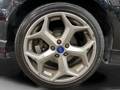 2016 Ford Focus ST   - Photo 23 - Mesa, AZ 85201