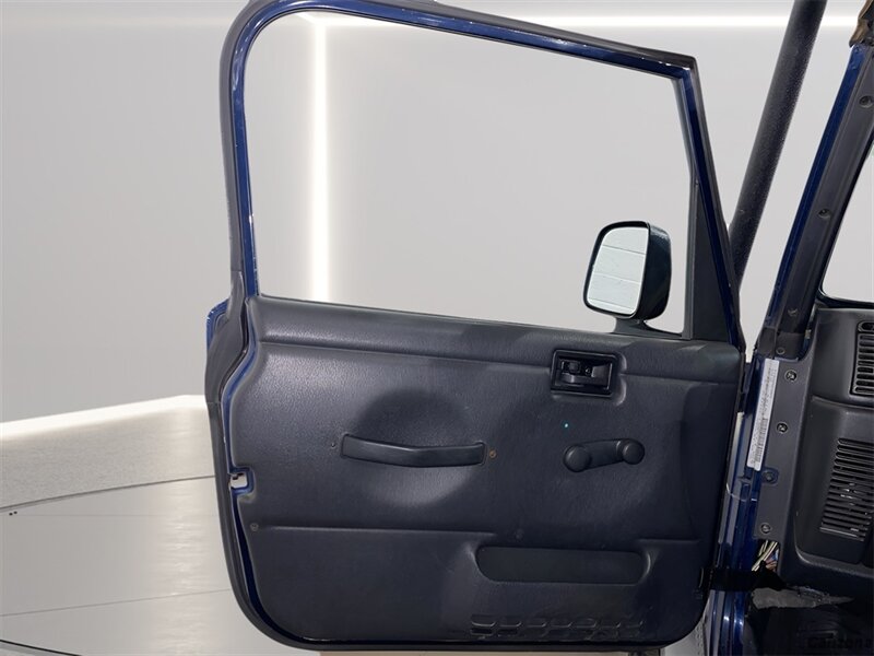 2004 Jeep Wrangler X - Photo 10 - Mesa, AZ 85201