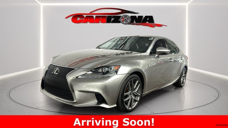 2015 Lexus IS 350's photo