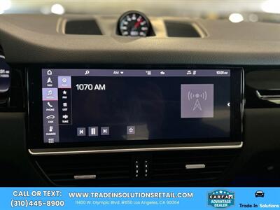 2020 Porsche Cayenne Coupe   - Photo 34 - Los Angeles, CA 90064