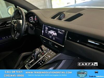 2020 Porsche Cayenne Coupe   - Photo 62 - Los Angeles, CA 90064