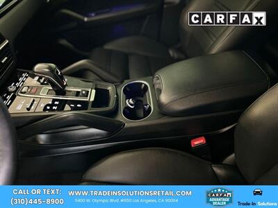 2020 Porsche Cayenne Coupe   - Photo 42 - Los Angeles, CA 90064