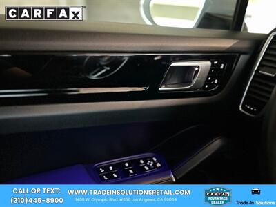 2020 Porsche Cayenne Coupe   - Photo 39 - Los Angeles, CA 90064