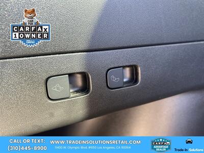 2021 Tesla Model Y Long Range AWD   - Photo 38 - Los Angeles, CA 90064