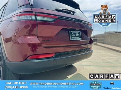 2023 Jeep Grand Cherokee Altitude  4x4 - Photo 13 - Los Angeles, CA 90064