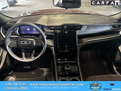 2023 Jeep Grand Cherokee Altitude  4x4 - Photo 15 - Los Angeles, CA 90064