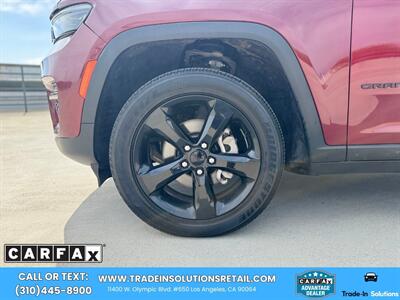 2023 Jeep Grand Cherokee Altitude  4x4 - Photo 9 - Los Angeles, CA 90064
