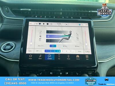 2023 Jeep Grand Cherokee 4x4  Limited Luxury - Photo 25 - Los Angeles, CA 90064