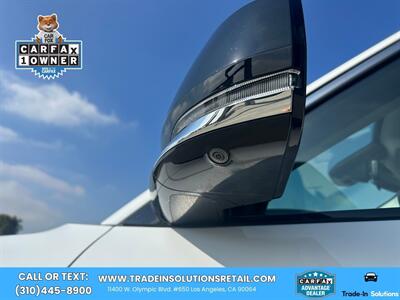 2023 Jeep Grand Cherokee 4x4  Limited Luxury - Photo 12 - Los Angeles, CA 90064