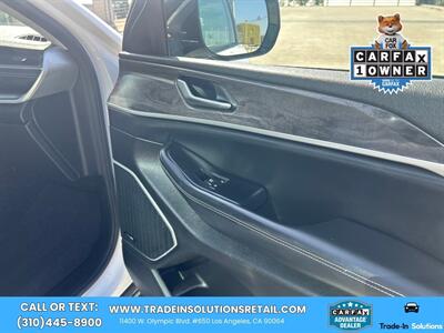 2023 Jeep Grand Cherokee 4x4  Limited Luxury - Photo 38 - Los Angeles, CA 90064