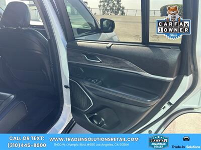 2023 Jeep Grand Cherokee 4x4  Limited Luxury - Photo 49 - Los Angeles, CA 90064
