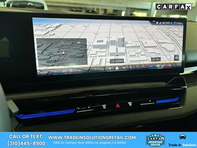 2024 BMW 530i Premium Package Premium Package - Photo 21 - Los Angeles, CA 90064