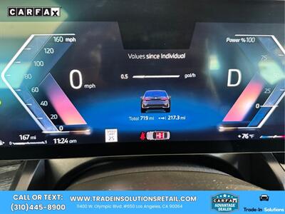 2024 BMW 530i Premium Package Premium Package - Photo 19 - Los Angeles, CA 90064