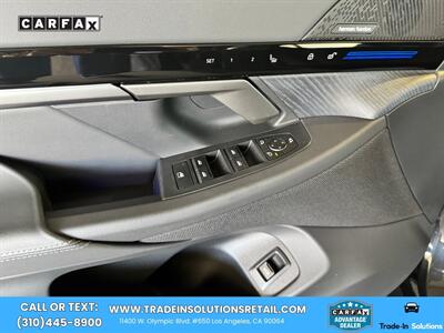 2024 BMW 530i Premium Package Premium Package - Photo 18 - Los Angeles, CA 90064