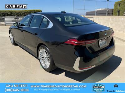 2024 BMW 530i Premium Package Premium Package - Photo 3 - Los Angeles, CA 90064