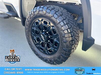 2023 Chevrolet Silverado 2500HD CREW CAB LT 4WD - Photo 20 - Los Angeles, CA 90064
