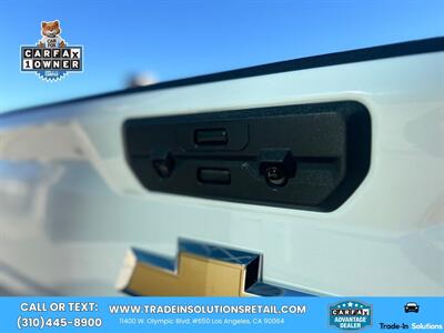 2023 Chevrolet Silverado 2500HD CREW CAB LT 4WD - Photo 17 - Los Angeles, CA 90064