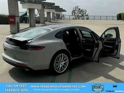 2018 Porsche Panamera 4 E-Hybrid  Premium Package - Photo 19 - Los Angeles, CA 90064