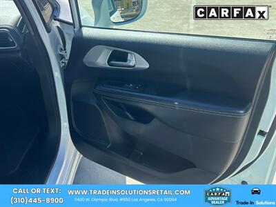 2018 Chrysler Pacifica Limited S Appearance Package   - Photo 36 - Los Angeles, CA 90064