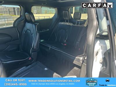 2018 Chrysler Pacifica Limited S Appearance Package   - Photo 40 - Los Angeles, CA 90064