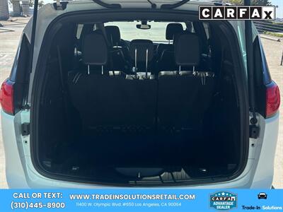 2018 Chrysler Pacifica Limited S Appearance Package   - Photo 45 - Los Angeles, CA 90064