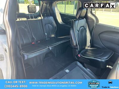 2018 Chrysler Pacifica Limited S Appearance Package   - Photo 43 - Los Angeles, CA 90064